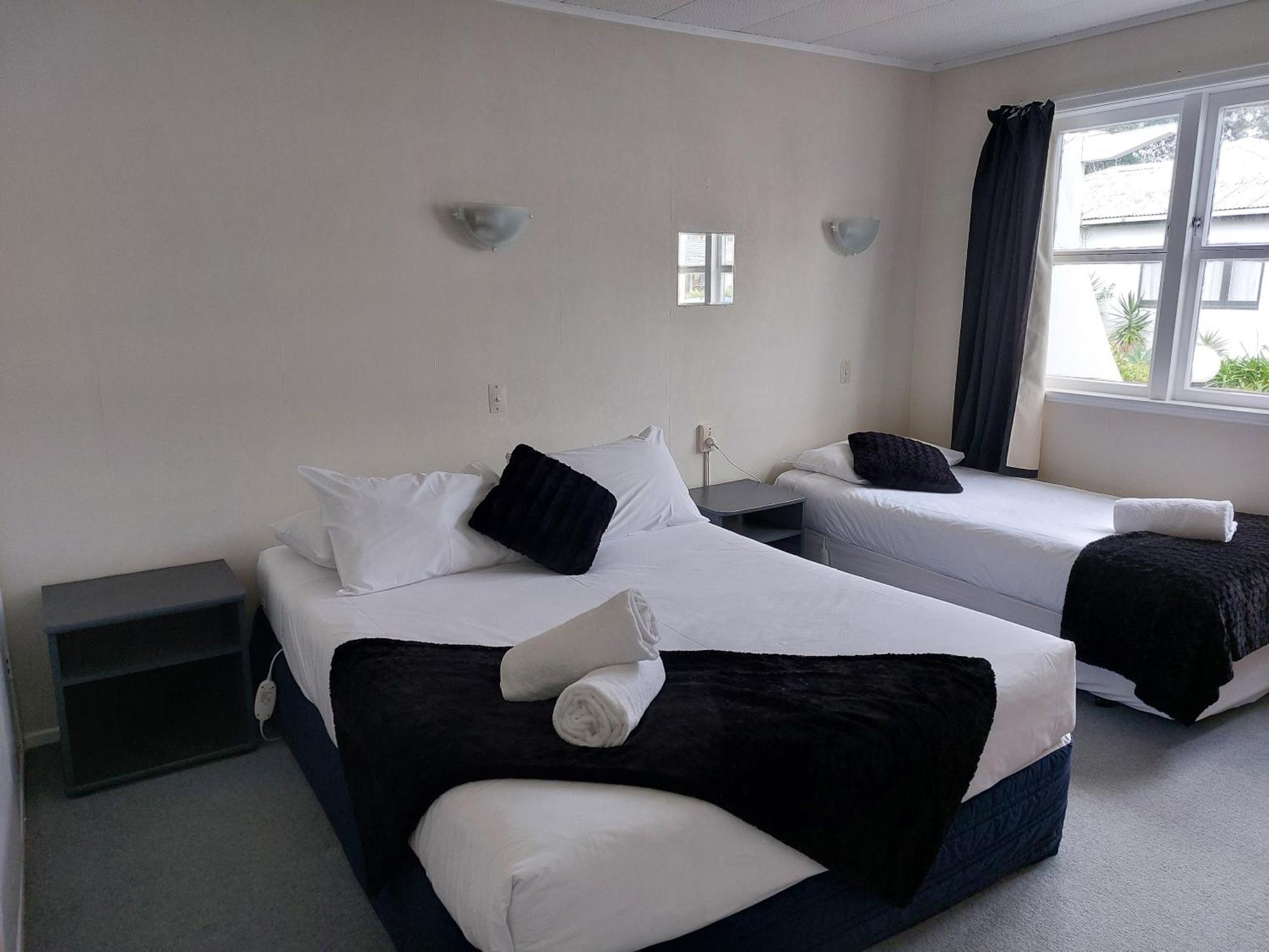 Edgewater Motel Orewa Esterno foto