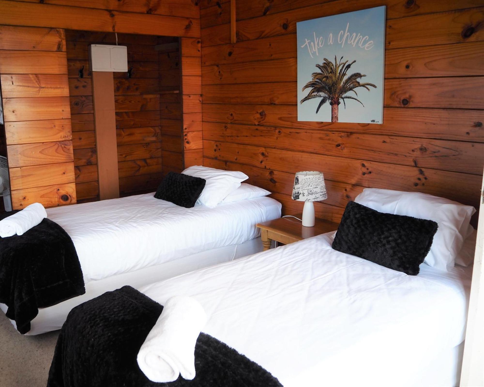 Edgewater Motel Orewa Esterno foto