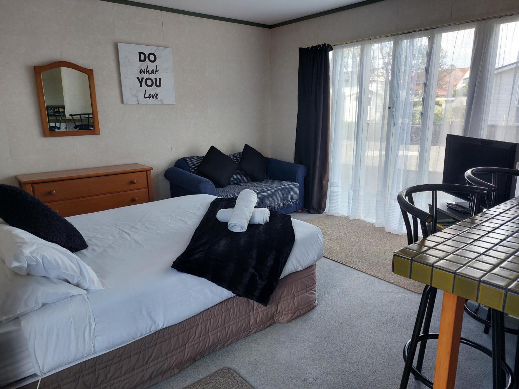 Edgewater Motel Orewa Esterno foto