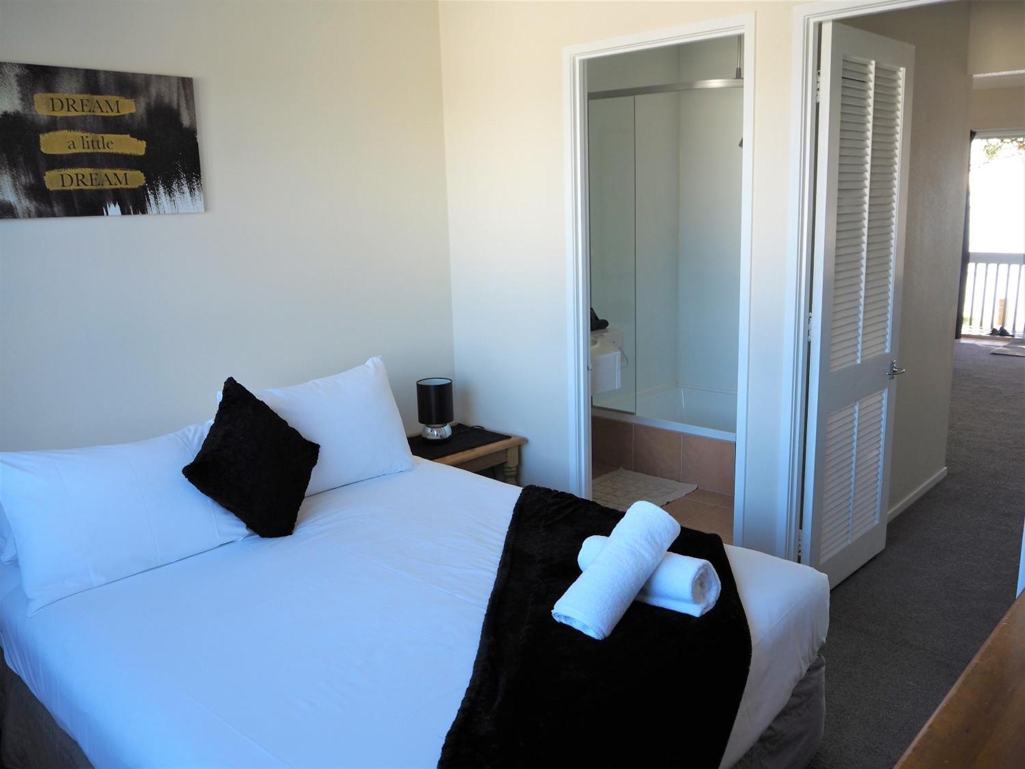 Edgewater Motel Orewa Esterno foto